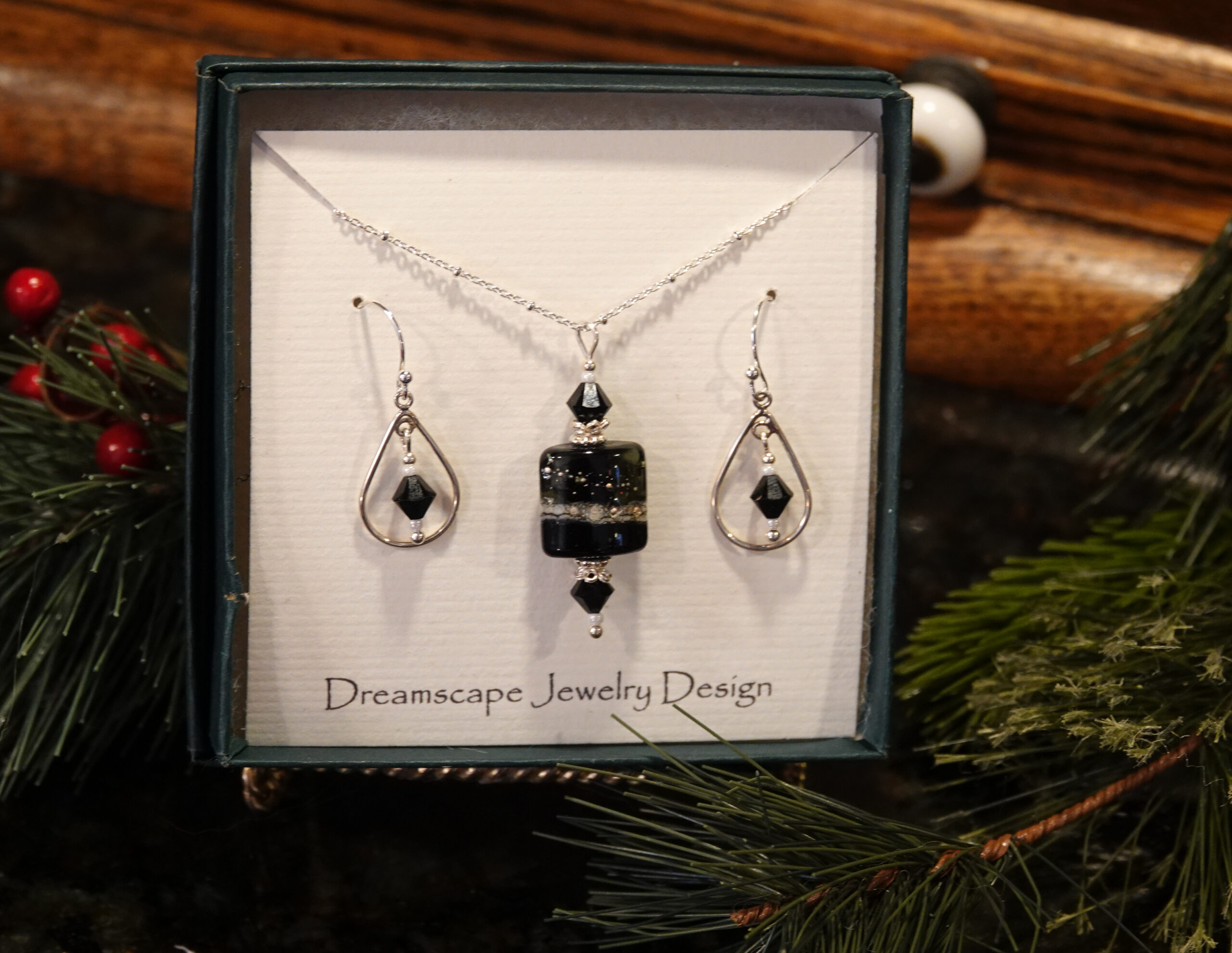 Shadows of Midnight Necklace Set