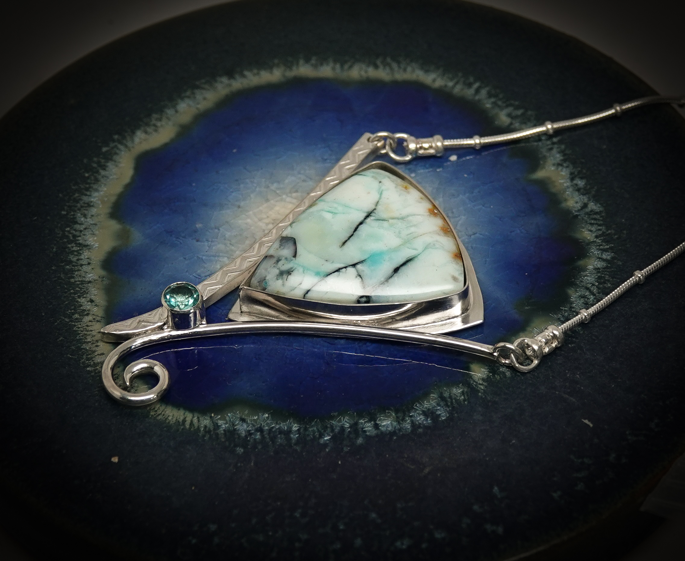 E698AC0C-AF72-481E-A4A6-E582FBF4DC8C_1_201_a